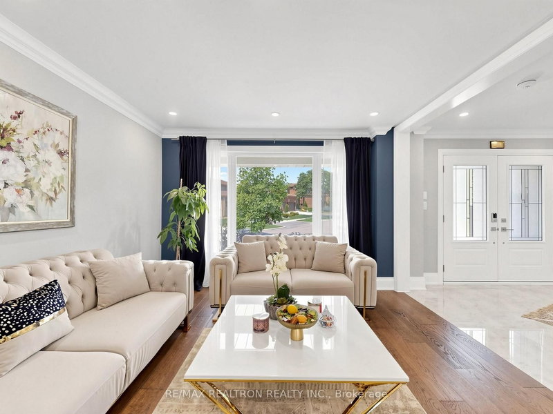 132 Stilecroft Drive
