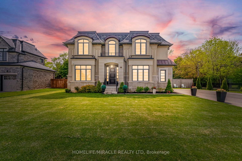 225 Prince George Crescent