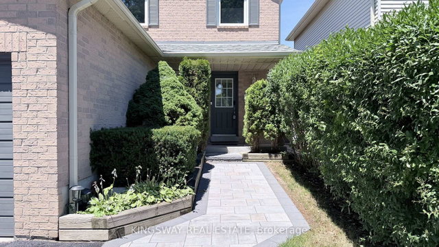 3123 Bartholomew Crescent