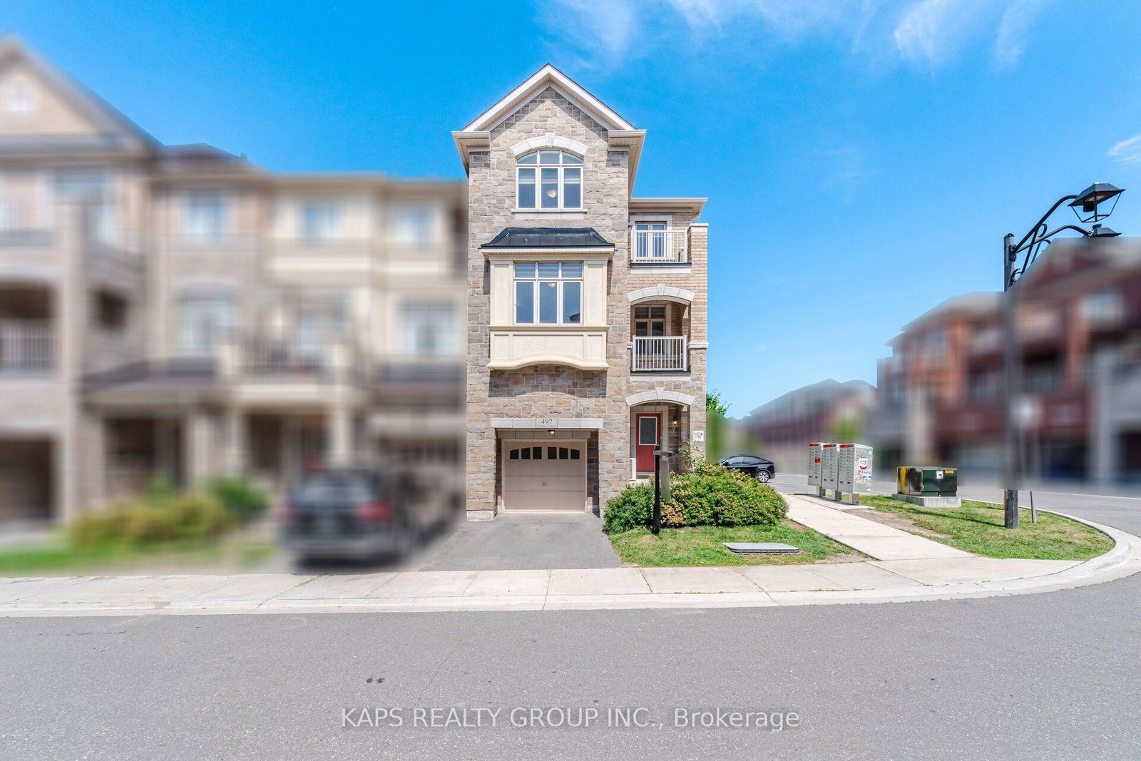 497 Manhattan Common • Oakville, ON photo 1