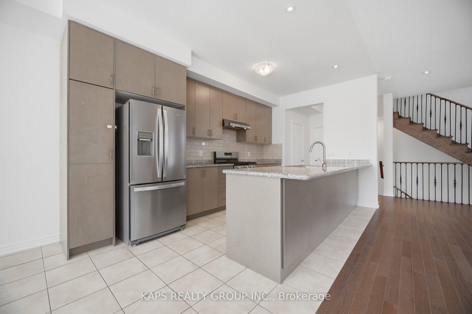 497 Manhattan Common • Oakville, ON photo 12