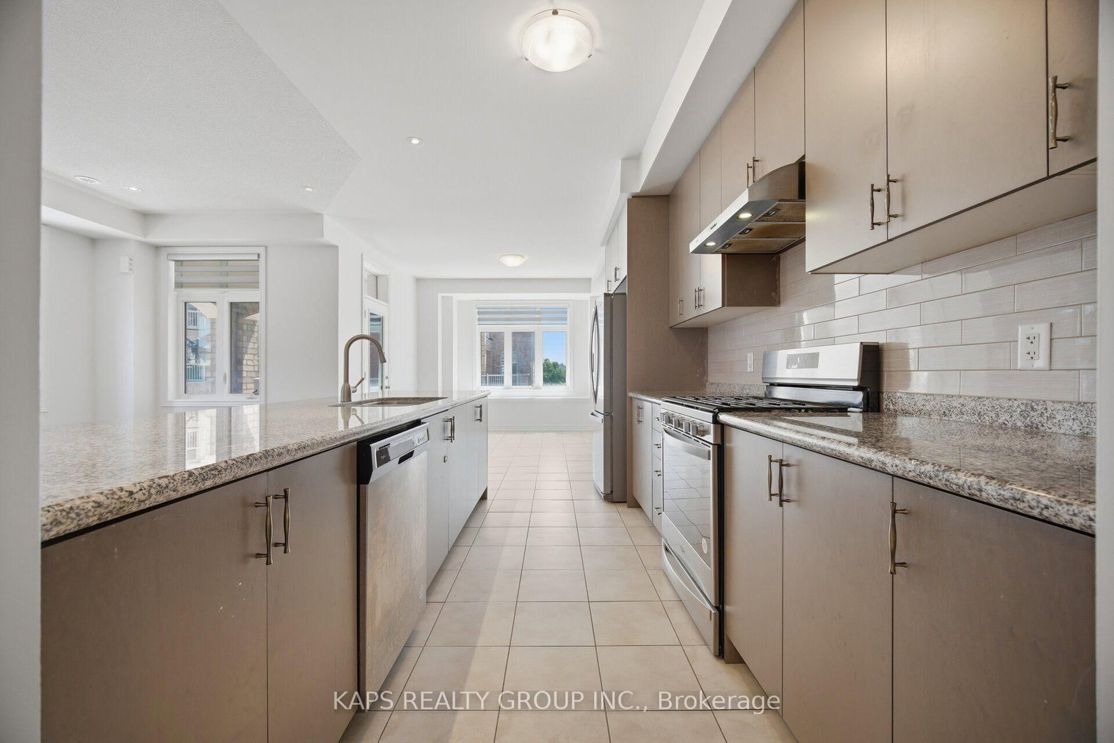 497 Manhattan Common • Oakville, ON photo 18