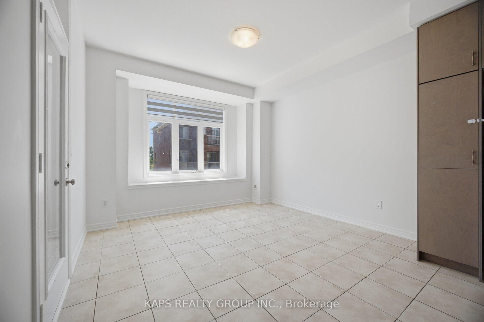 497 Manhattan Common • Oakville, ON photo 20