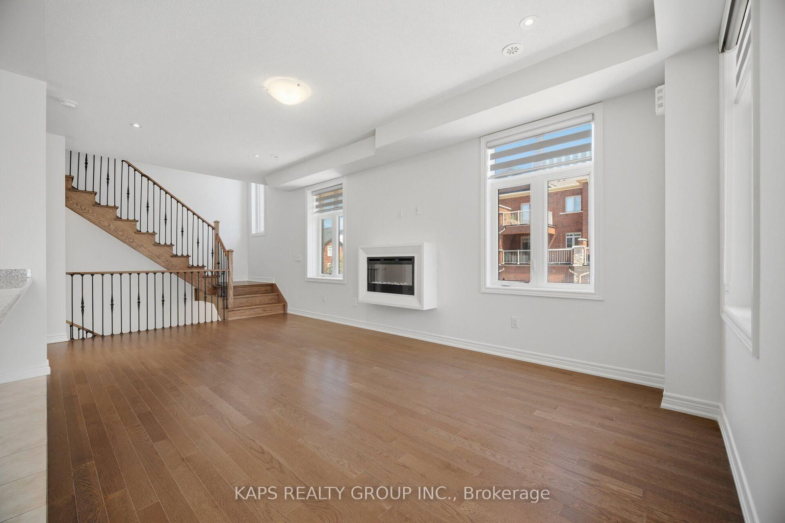497 Manhattan Common • Oakville, ON photo 25