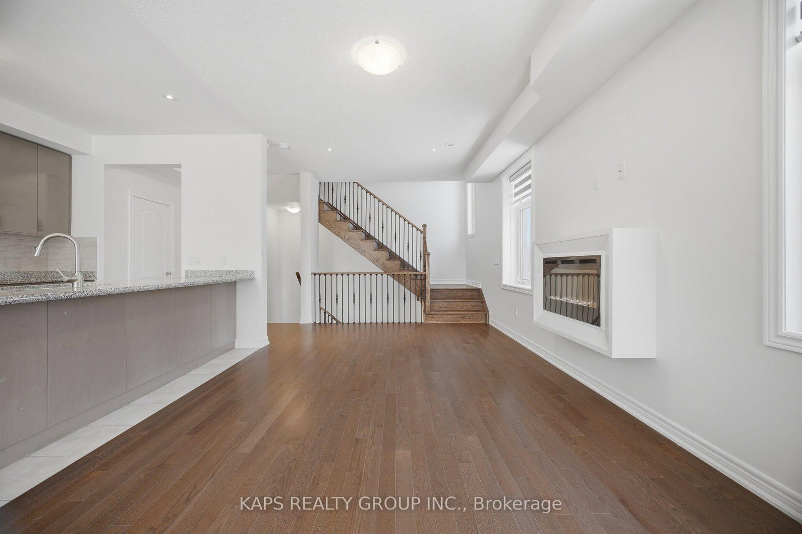 497 Manhattan Common • Oakville, ON photo 26