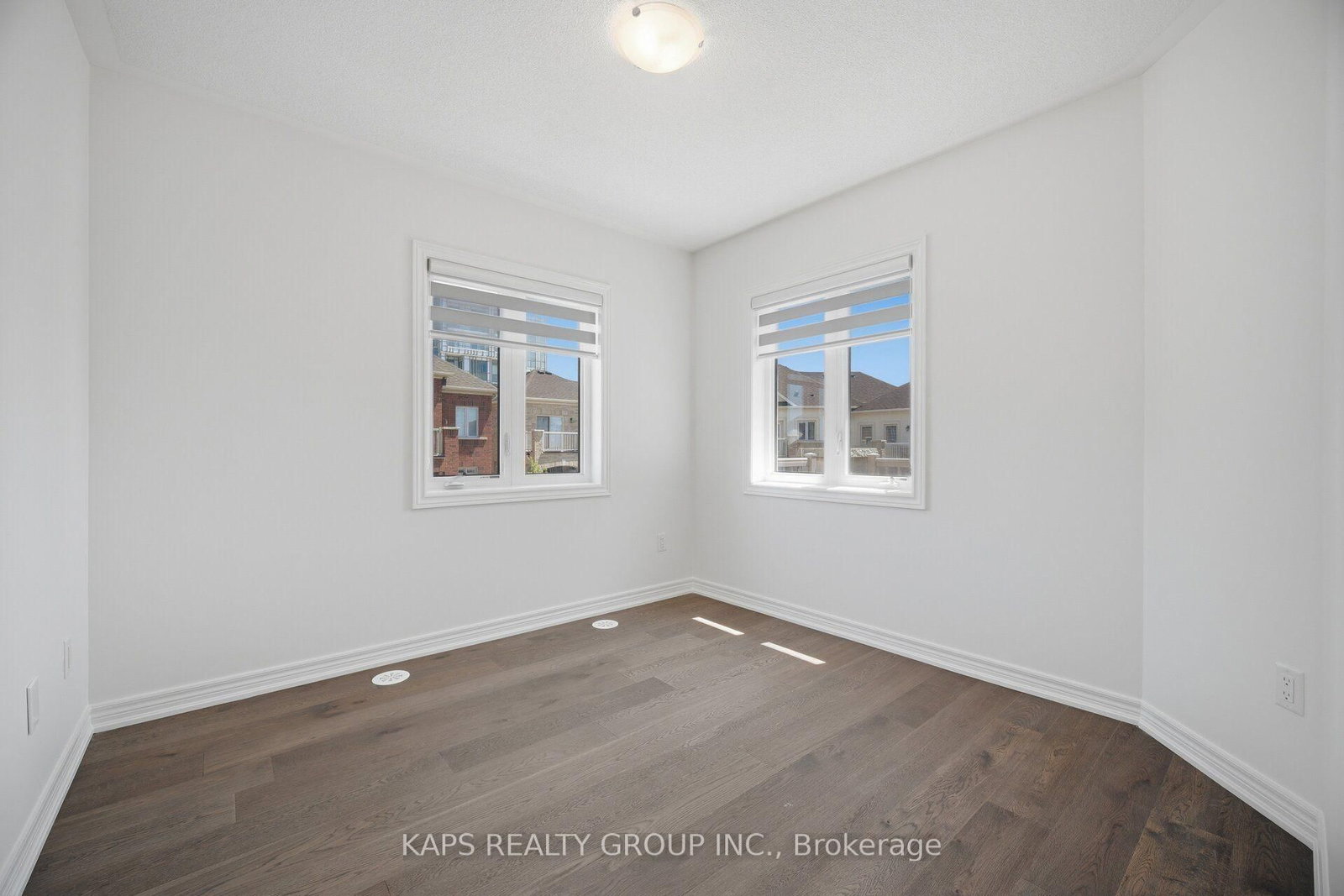 497 Manhattan Common • Oakville, ON photo 39