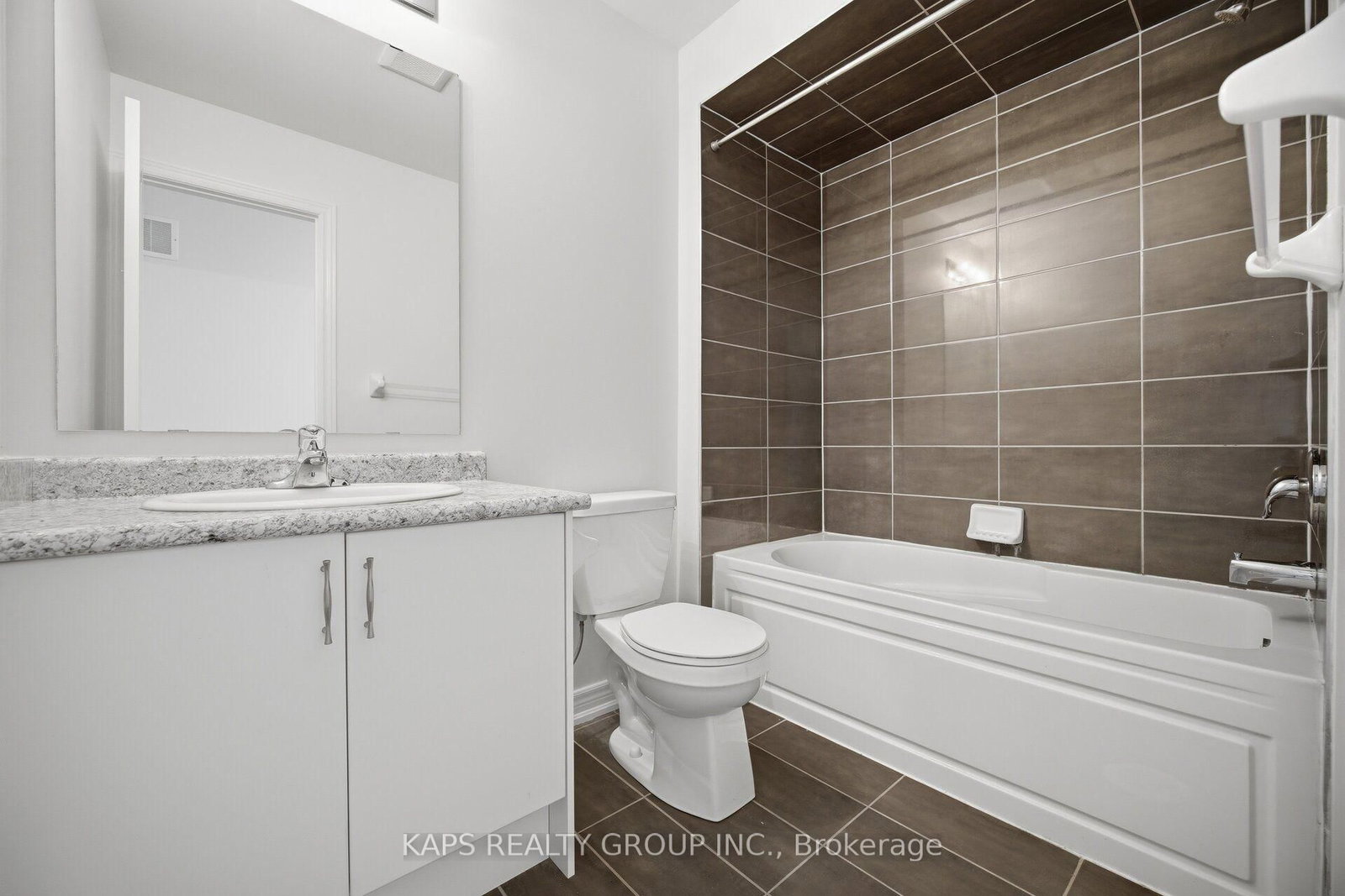 497 Manhattan Common • Oakville, ON photo 40