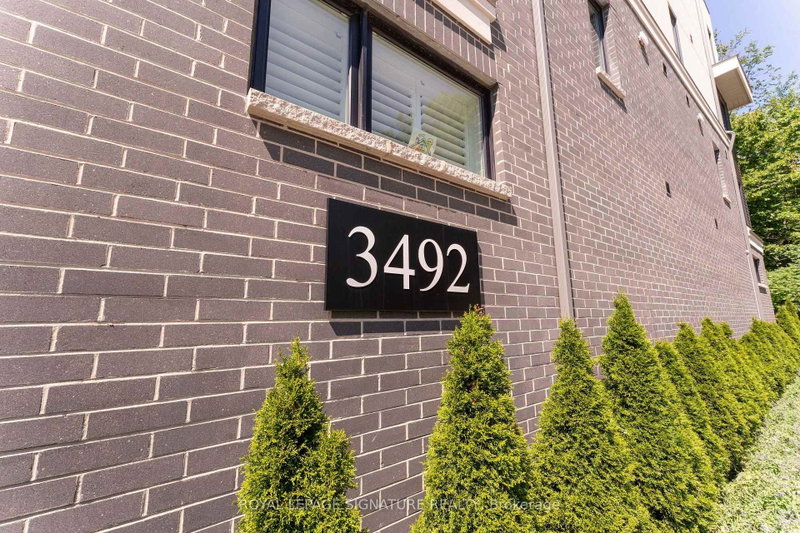 17 - 3492 Widdicombe Way