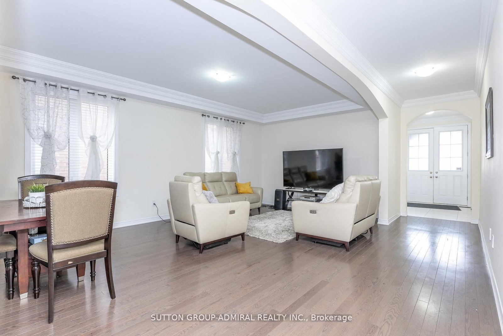 30 Albert Spencer Avenue • Caledon, ON photo 6