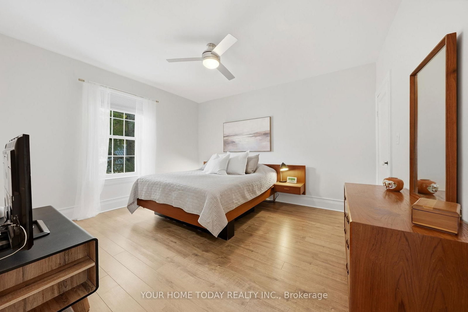 17 Park Avenue • Halton Hills, ON photo 24