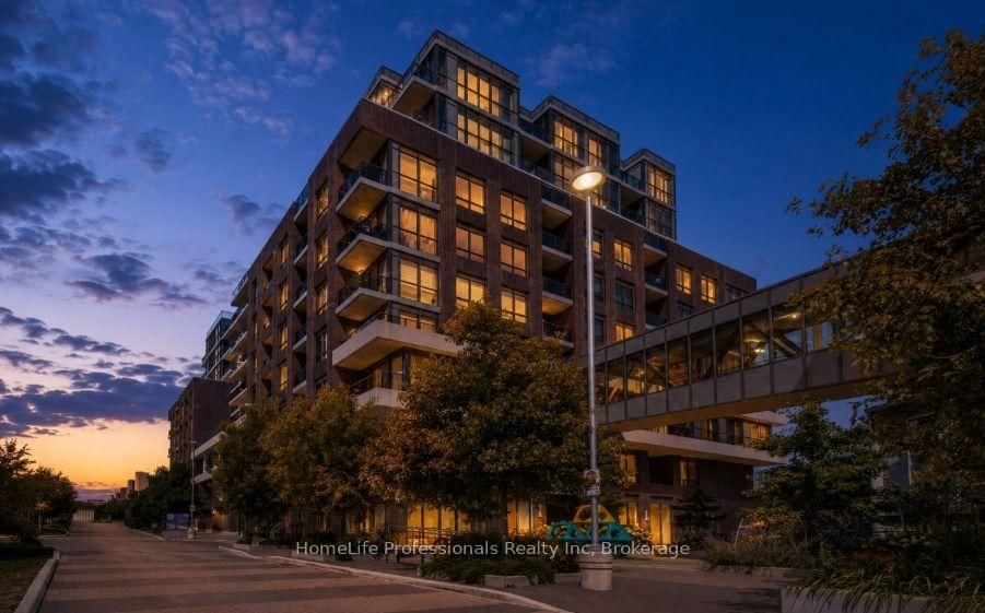 738 - 26 GIBBS Road, Toronto 3