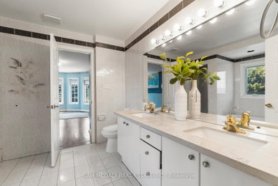 2339 Glengarry Mississauga,ON L5C 1Y1 — Photo 29