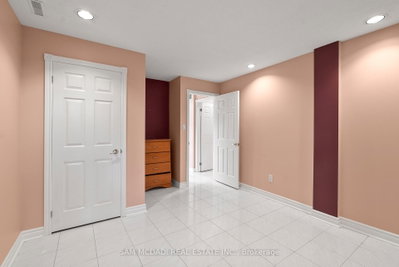 2339 Glengarry Mississauga,ON L5C 1Y1 — Photo 31