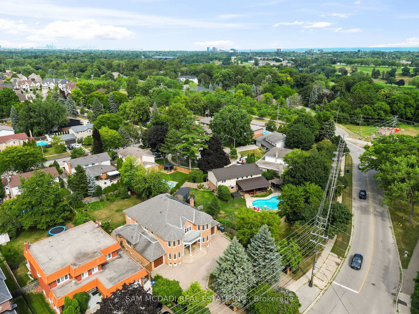 2339 Glengarry Road • Mississauga, ON photo 37