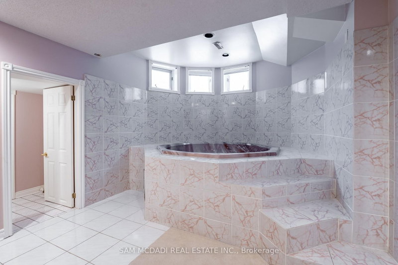 2339 Glengarry Mississauga,ON L5C 1Y1 — Photo 41