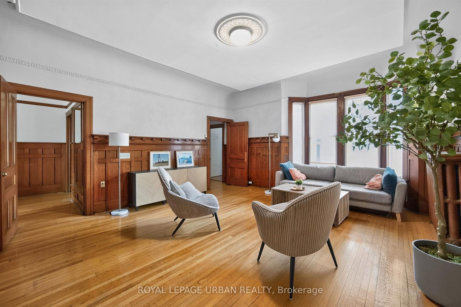 244 Indian Road • Toronto, ON photo 12