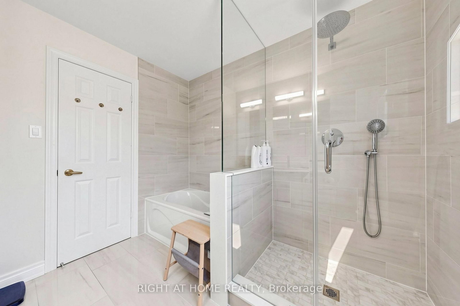 2614 Pollard Mississauga,ON L5C 3H1 — Photo 39