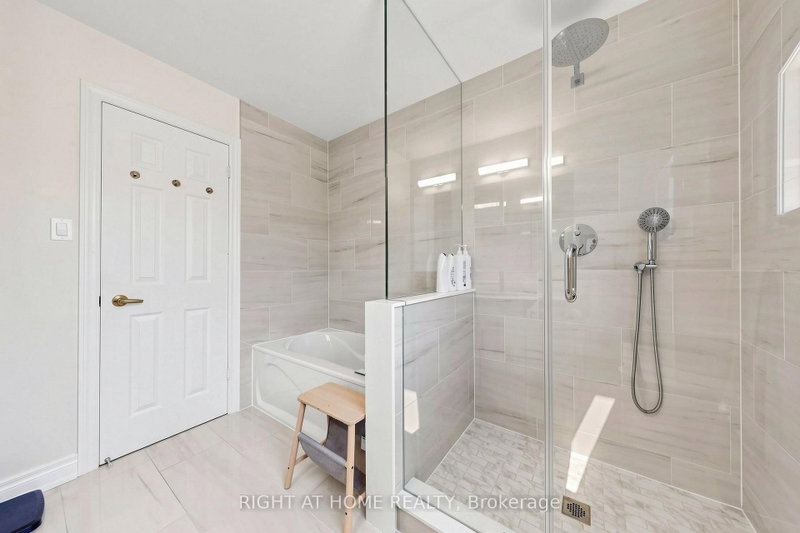 2614 Pollard Mississauga,ON L5C 3H1 — Photo 39