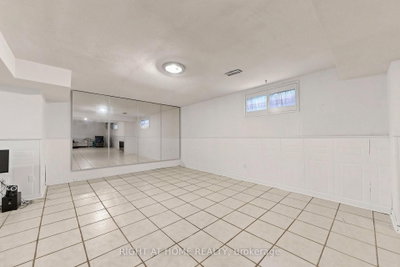 2614 Pollard Mississauga,ON L5C 3H1 — Photo 42