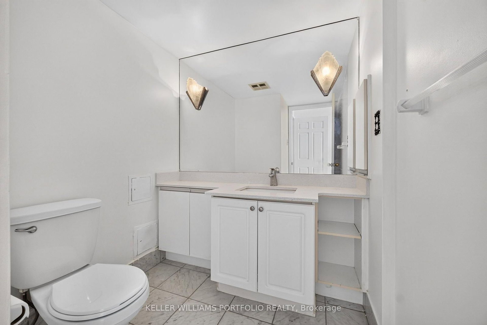 24 Hanover Road • #1008 • Brampton, ON photo 23