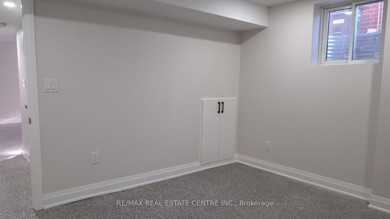 866 Mcnair Milton,ON L9T 6Y6 — Photo 15