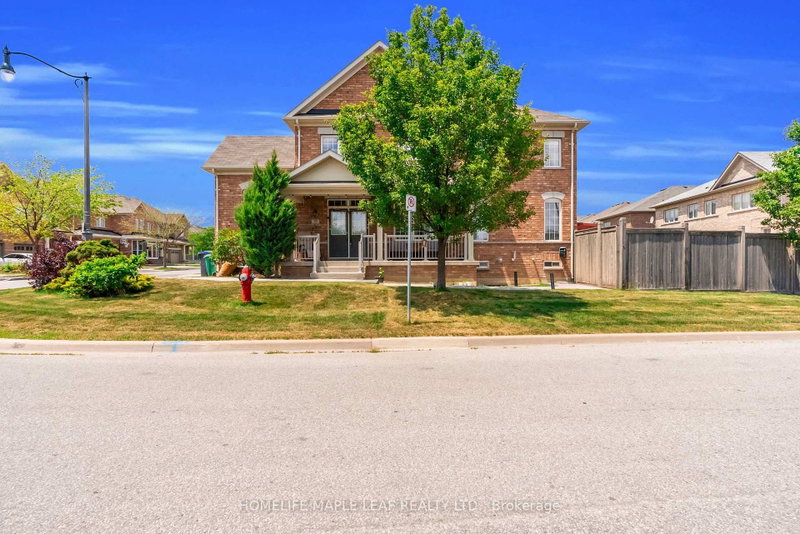 32 Orangeblossom Trail