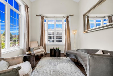 32 Orangeblossom Trail • Brampton, ON photo 8
