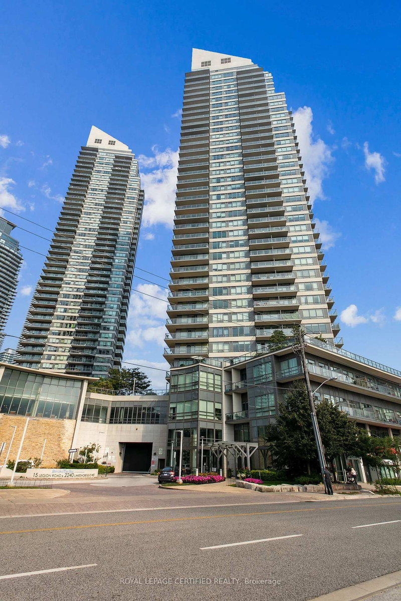 1208 - 2240 Lakeshore Boulevard W
