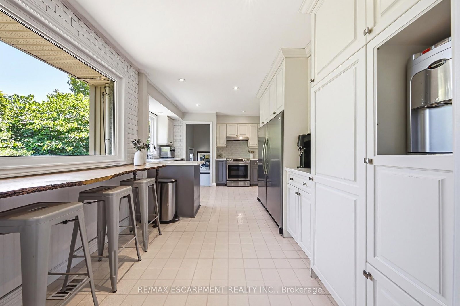 3384 Manfred Drive • Burlington, ON photo 16