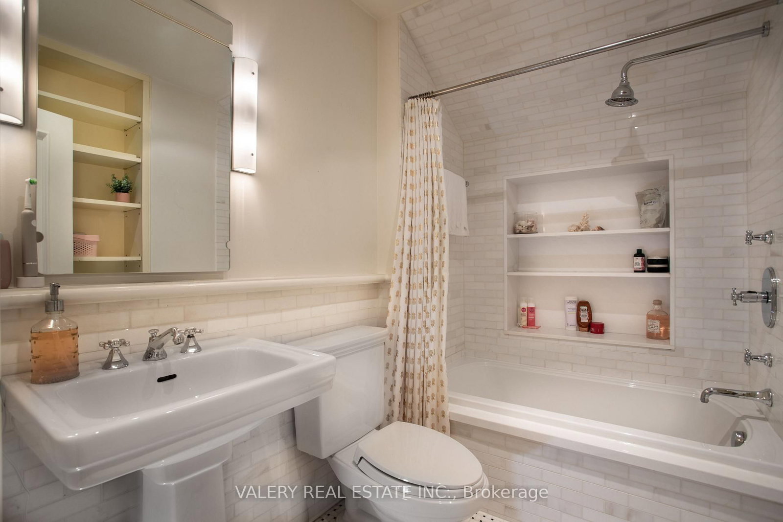 270 Indian Rd, Toronto, view 32