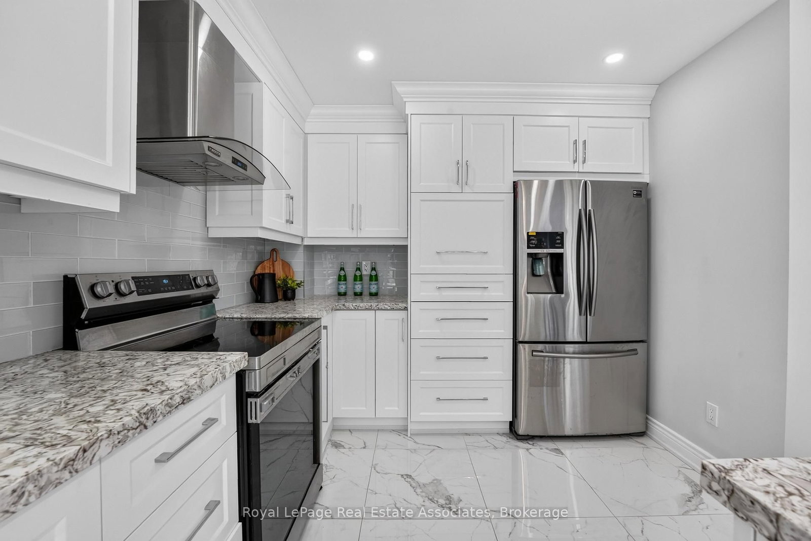 3346 Chartrand Crescent • Mississauga, ON photo 17