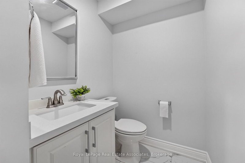 3346 Chartrand Mississauga,ON L5L 4C5 — Photo 25