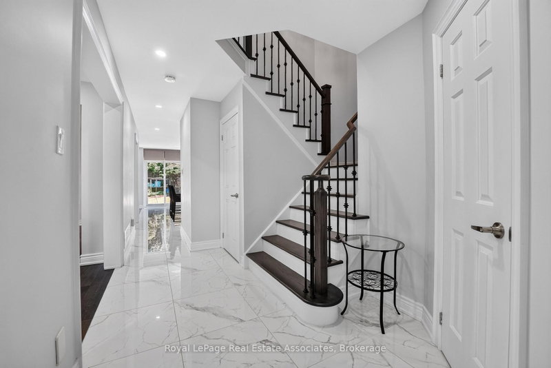 3346 Chartrand Mississauga,ON L5L 4C5 — Photo 26