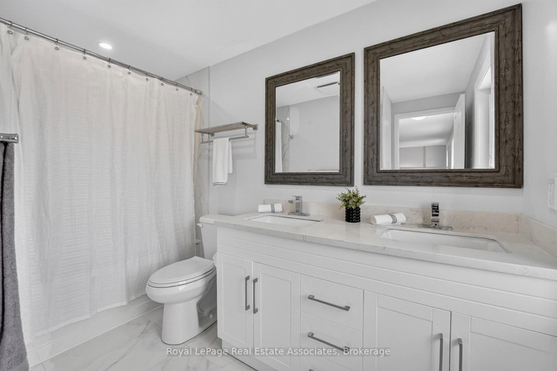 3346 Chartrand Mississauga,ON L5L 4C5 — Photo 30