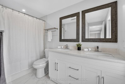3346 Chartrand Mississauga,ON L5L 4C5 — Photo 30