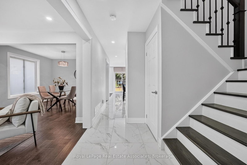 3346 Chartrand Cres photo 4