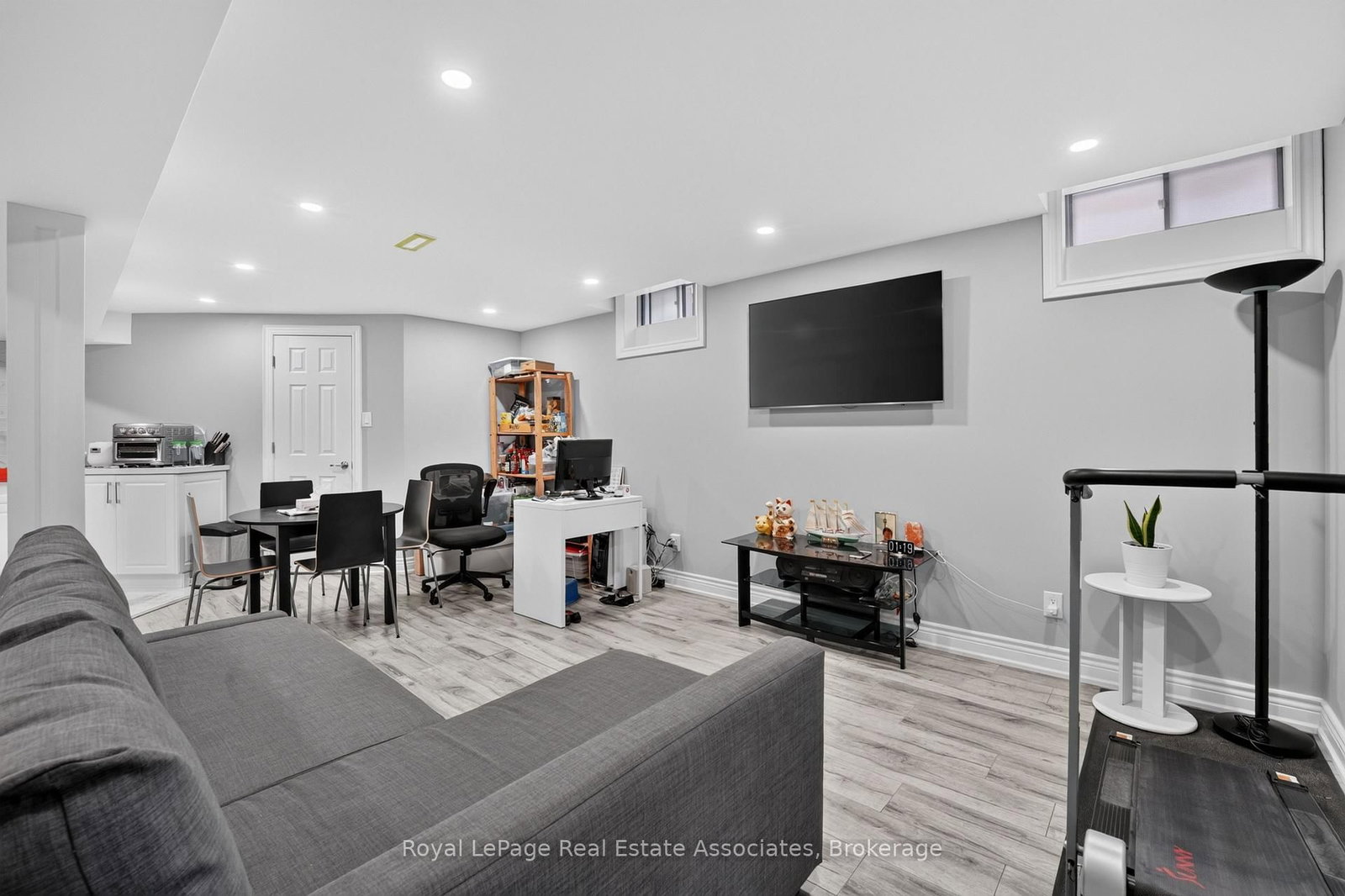 3346 Chartrand Crescent • Mississauga, ON photo 41