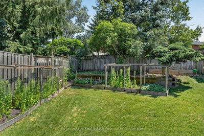 3346 Chartrand Mississauga,ON L5L 4C5 — Photo 50
