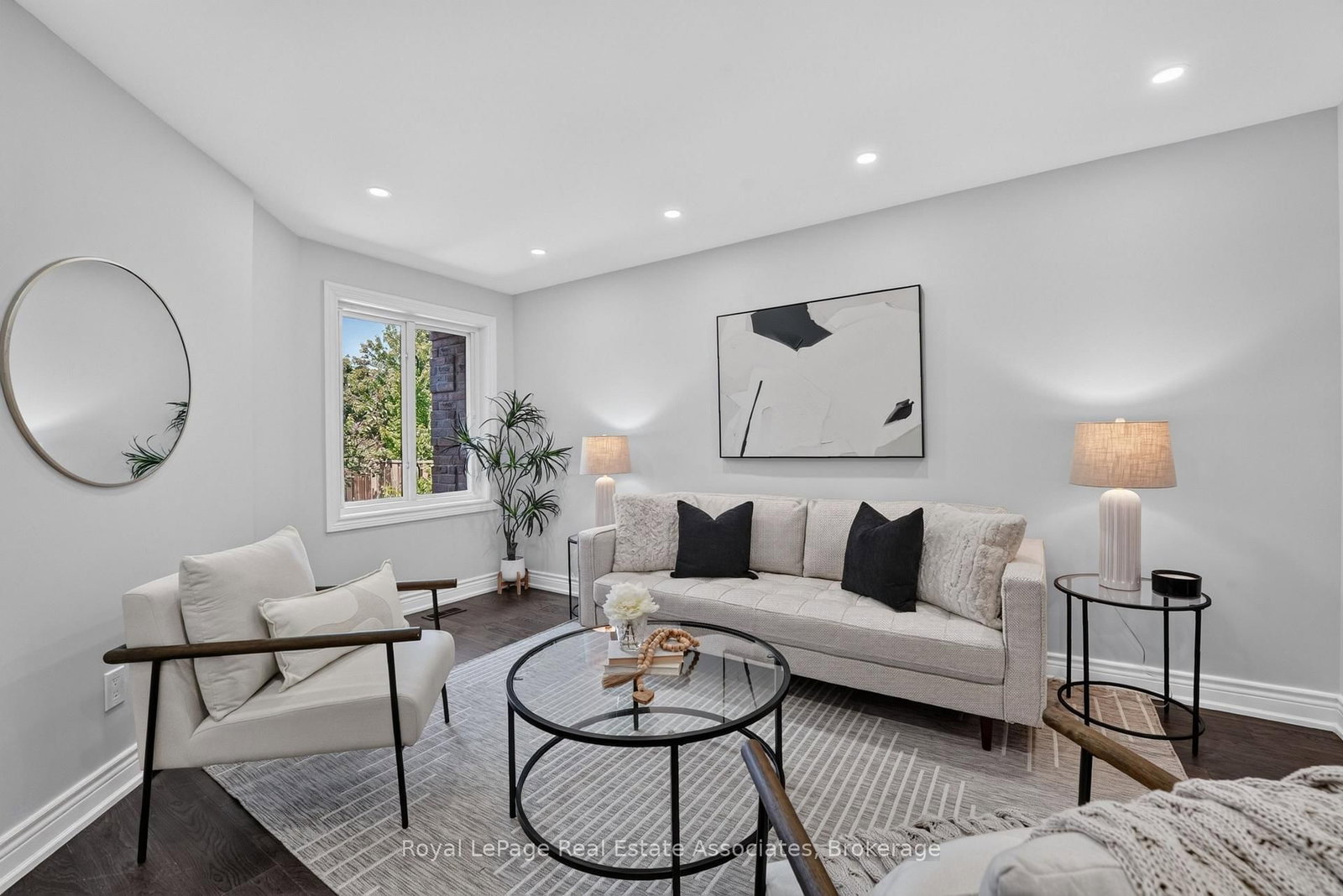 3346 Chartrand Crescent • Mississauga, ON photo 6