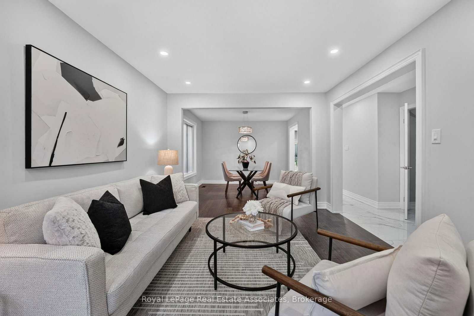 3346 Chartrand Crescent • Mississauga, ON photo 9