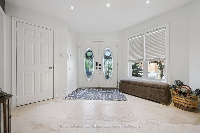 3344 Trelawny Circle
