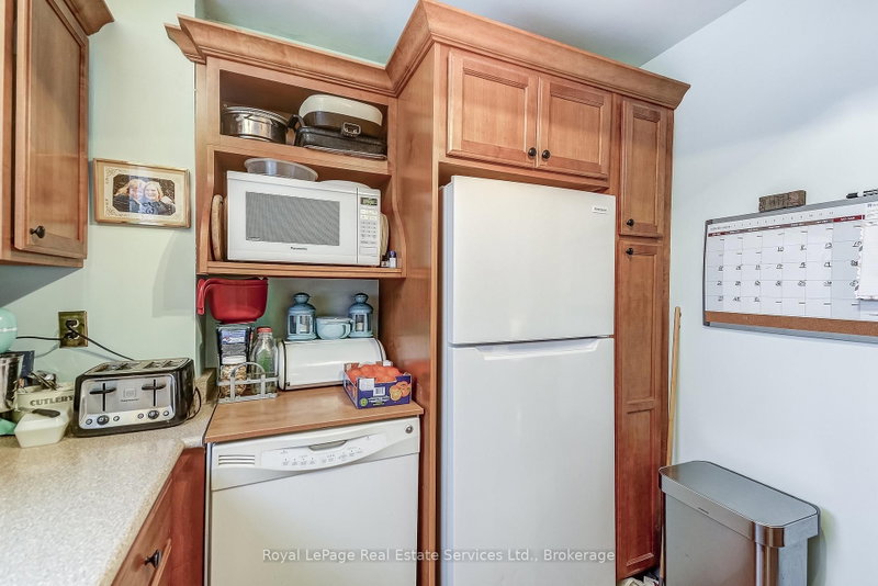 144 Heslop Milton,ON L9T 1B4 — Photo 13