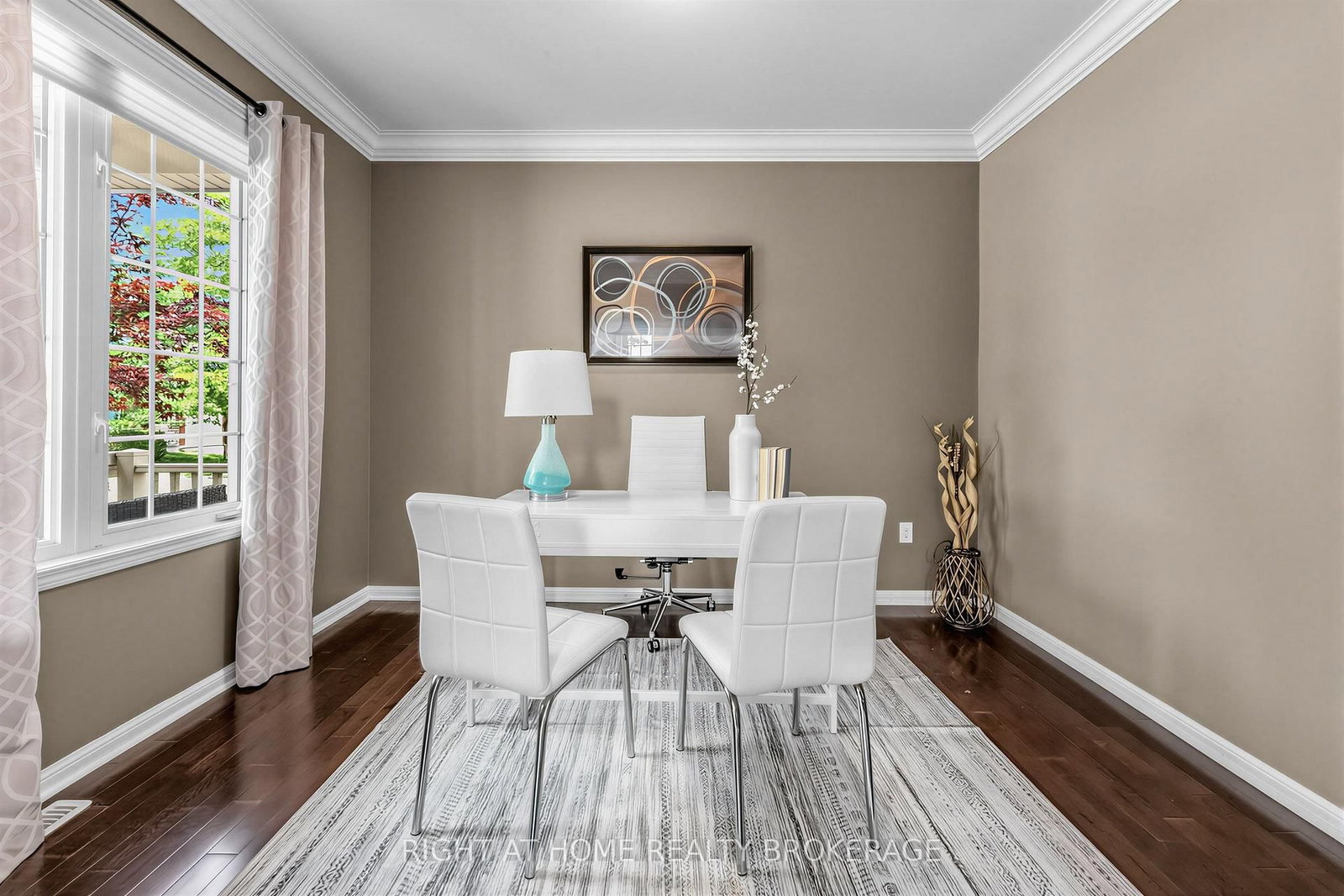 729 Boughton Milton,ON L9T 0E5 — Photo 8
