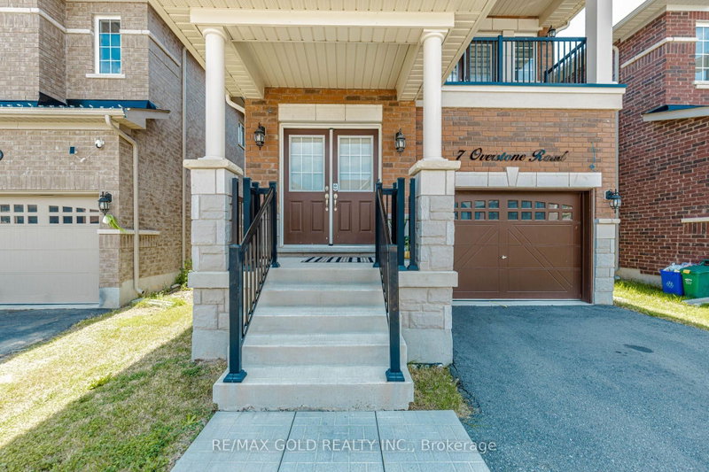 7 Overstone Road