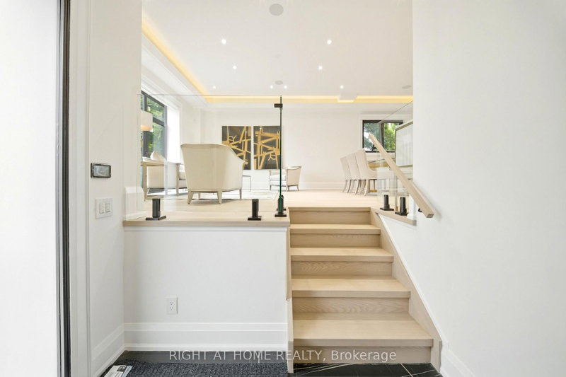 28 Pine Mississauga,ON L5H 2P6 — Photo 14