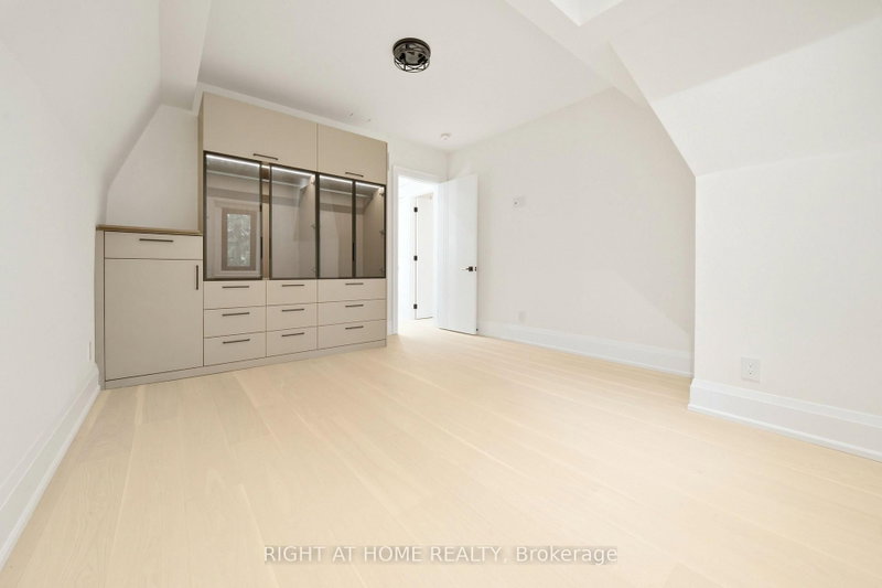 28 Pine Mississauga,ON L5H 2P6 — Photo 19