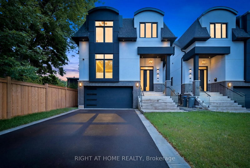 28 Pine Avenue
