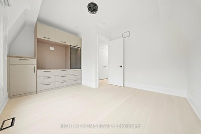 28 Pine Mississauga,ON L5H 2P6 — Photo 22