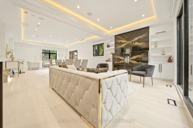 28 Pine Mississauga,ON L5H 2P6 — Photo 9