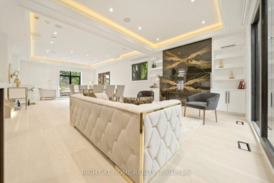 28 Pine Avenue • Mississauga, ON photo 9